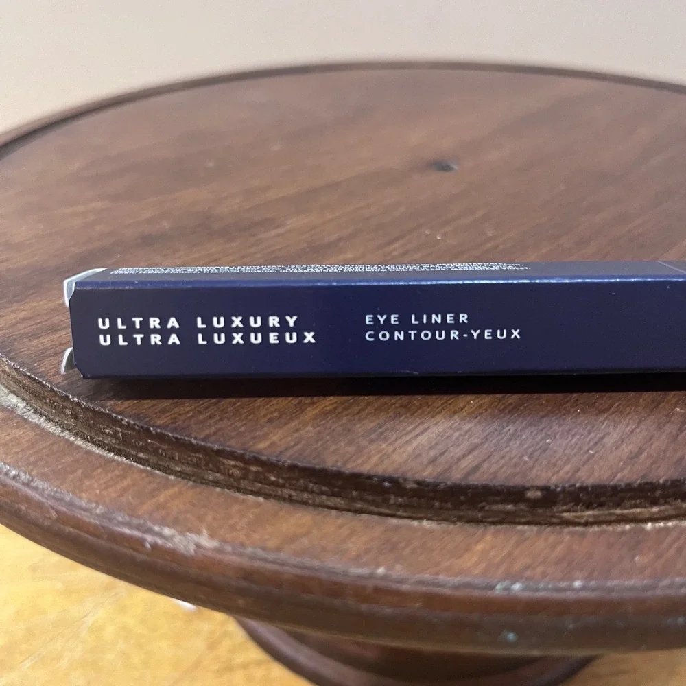 Avon Ultra Luxury Eye Liner Black N Noir N Pencil New In Box .04 oz Makeup